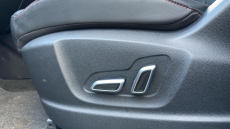 MG Hs 1.5 T-GDI Exclusive 5dr DCT Petrol Hatchback